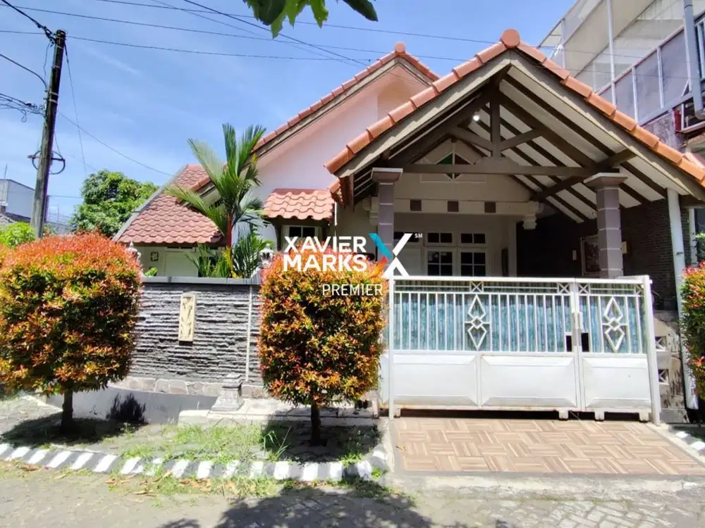 Dijual Rumah Hook Kawasan Eksklusif di Griyashanta Malang