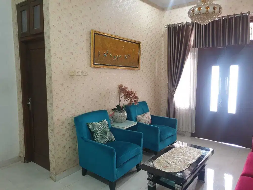 Rumah 2 lantai dekat ambarukmo Plaza di banguntapan bantul yogyakarta