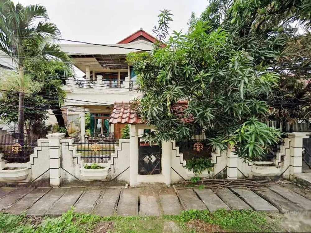 Rumah Luas 305 m² di Srengseng Kembangan, 5 menit ke Tol Kebon Jeruk