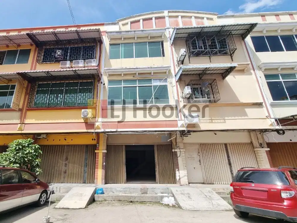 Disewakan Ruko 3 Lantai Siap Pakai Di Komplek Ruko Nagoya Newtown
