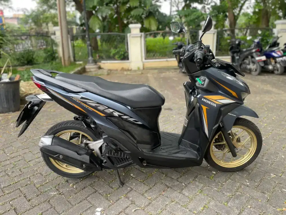 Vario 125 iss 2022 Pajak Panjang
