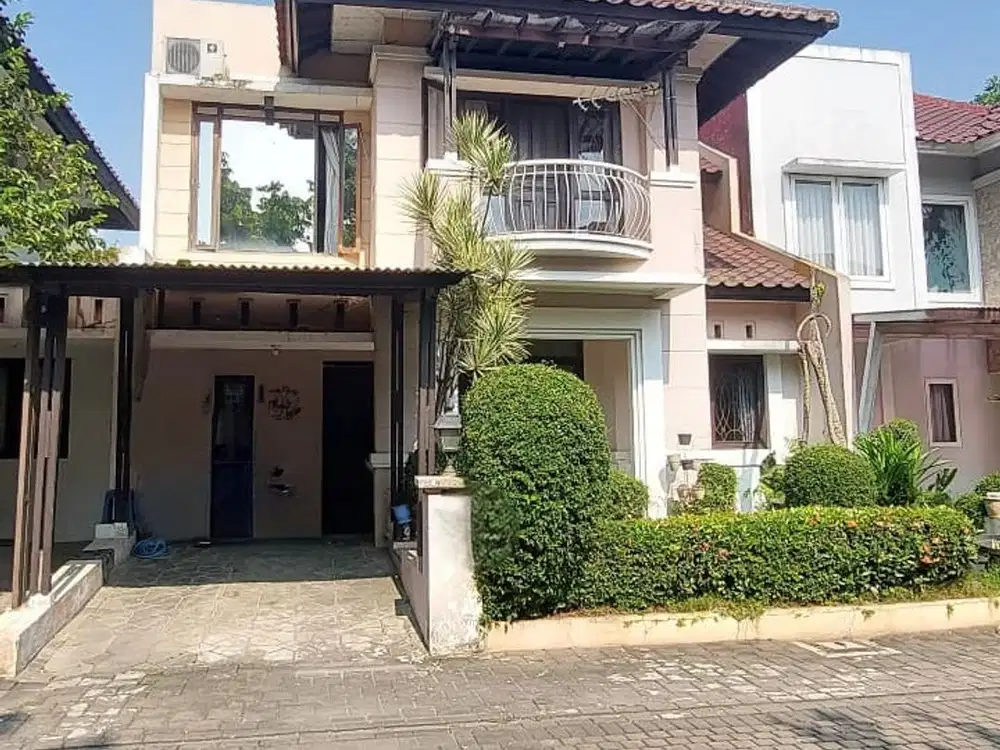 Dijual Rumah di Kota Baru Parahyangan Bandung semifurnished