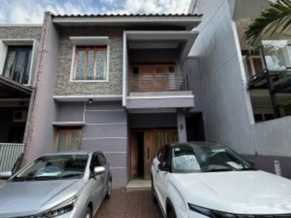 Dijual Rumah Town House di Jagakarsa 2 Lantai 4+1 Kamar Tidur, Jakarta