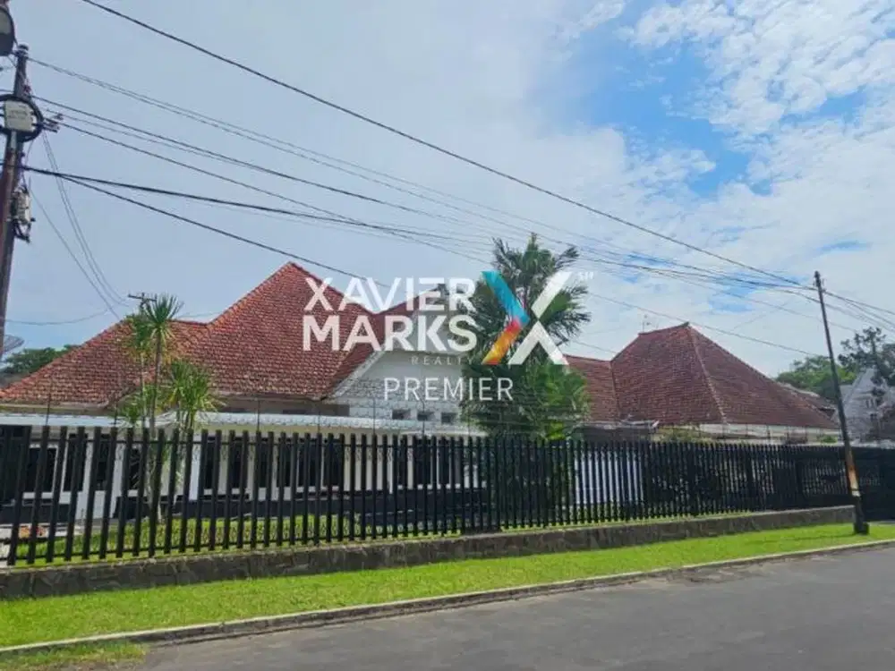 Dijual Rumah Kawasan Ijen Boulevard di Jl Gunung-gunung Malang