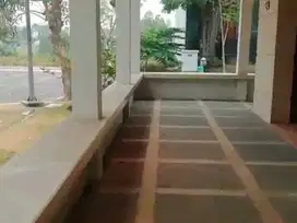 Rumah di Kota Baru Parahyangan Bandung, Strategis dekat Danau