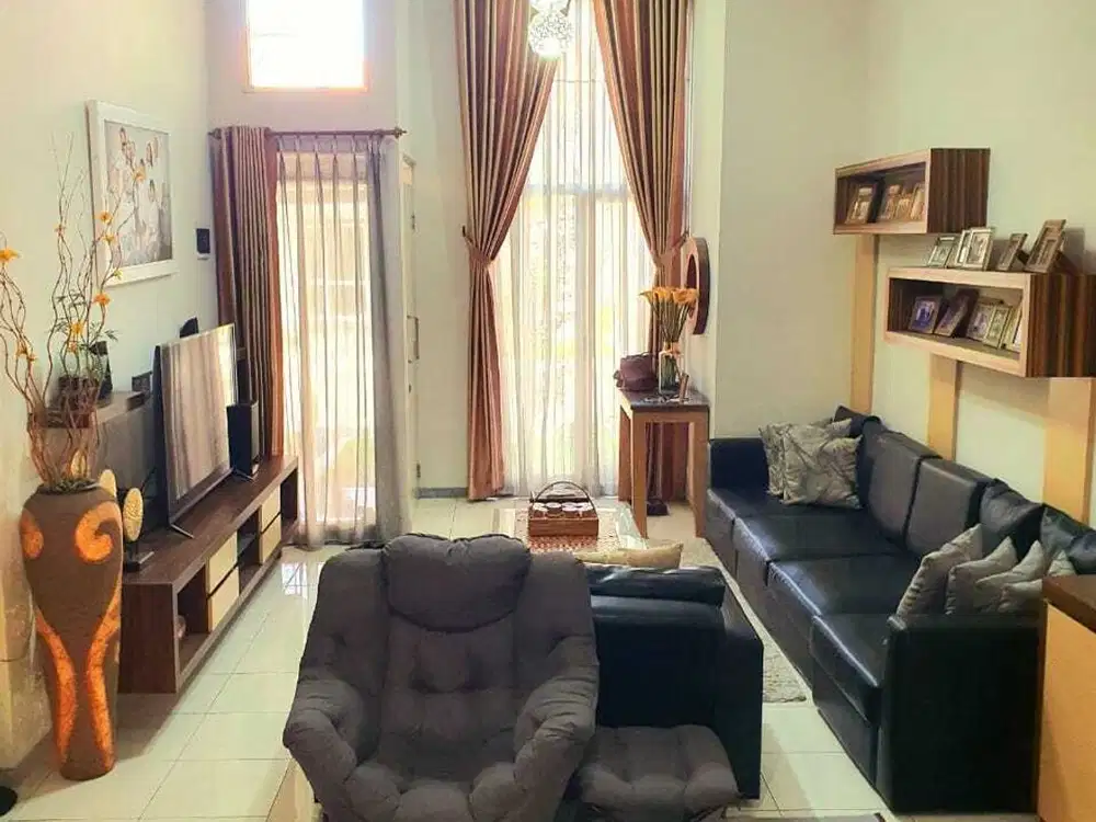 Dijual Rumah Full furnish di Kota Baru Parahyangan Bandung Barat