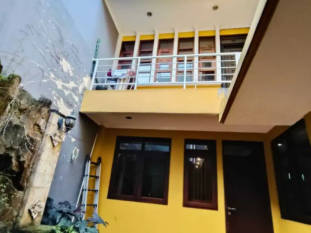Jual Rumah di Kota Baru Parahyangan Bandung Barat  Semi Furnish