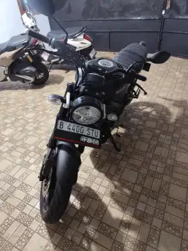 YAMAHA XSR 2022 KM 7 RB AN MULUS PAJAK ON