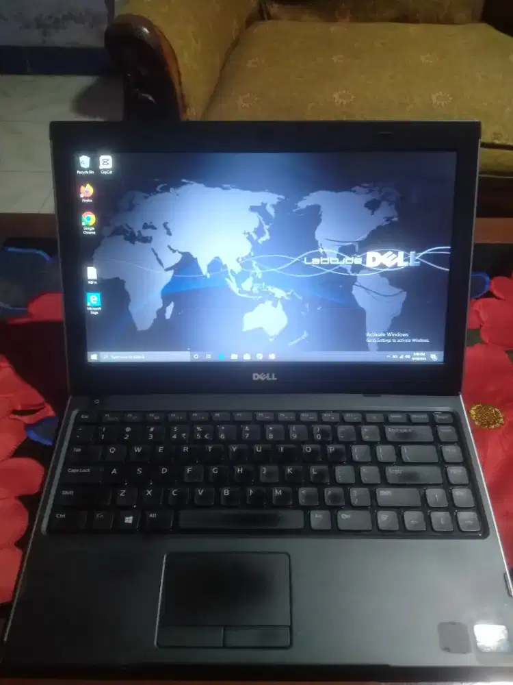 Laptop Dell Latitude 3330
