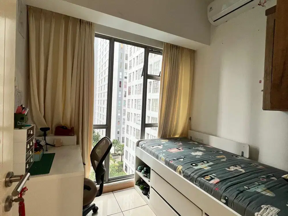 Dijual Apartemen 3BR Tower Bryant – Full Furnish View Pool – lantai 10