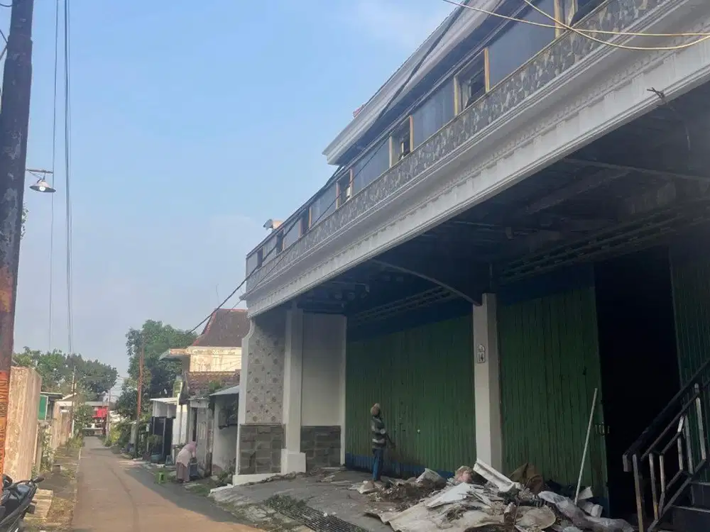 f021 Rumah dan Gudang Dijual Harga Dibawah Pasar