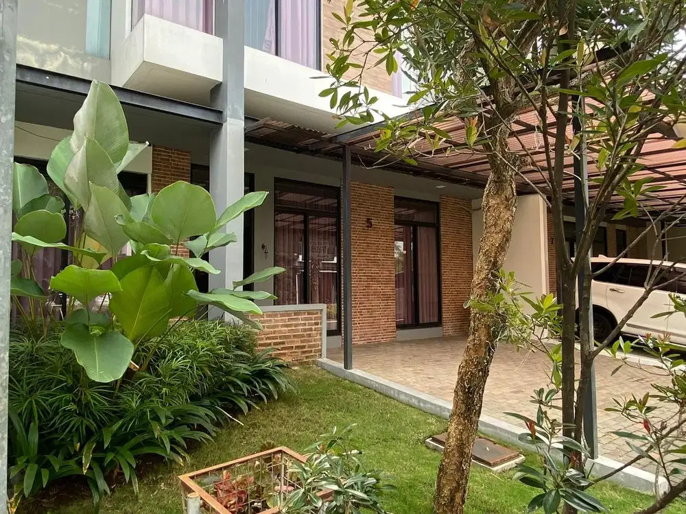Dijual Rumah di Tatar Lokacitra, Kota Baru Parahyangan Luas &Siap Huni