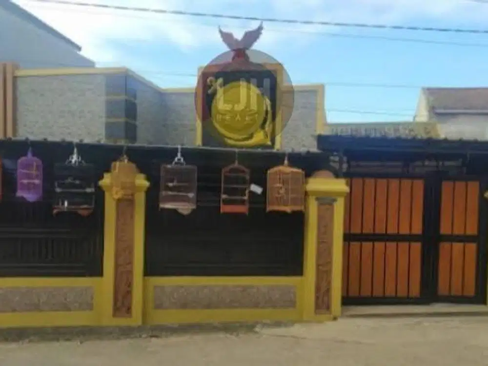 Dijual Rumah di Jl. Kamarung Cimahi, Pagar Penuh Lokasi Strategis