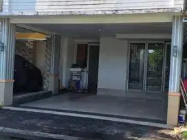 Dijual Rumah  SEVILLA BSD City, dekat ke sekolah, pasar dan stasiun
