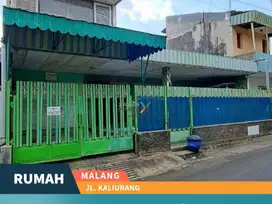 Dijual Rumah Klasik Luas di Area Jalan Kaliurang, Tengah Kota Malang