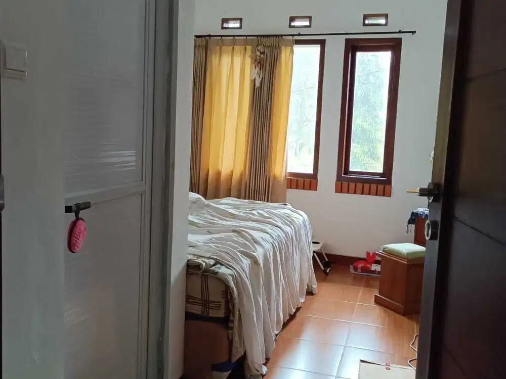 Dijual Rumah di Setiabudi Regency Bandung, Halaman Sangat Luas