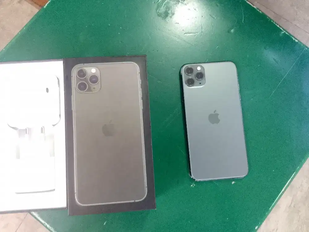 Iphone 11 pro max 256gb penuh apple baru