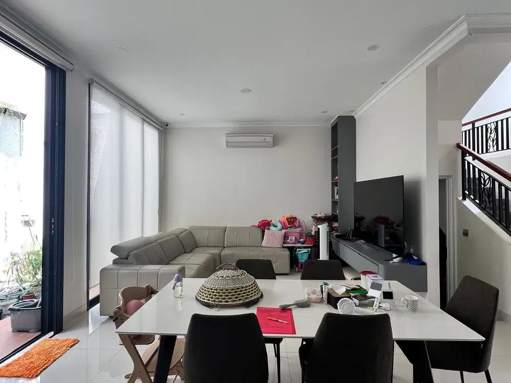 Dijual Cepat Rumah Renoved Bagus Cluster Volta Scientia Gading Serpong