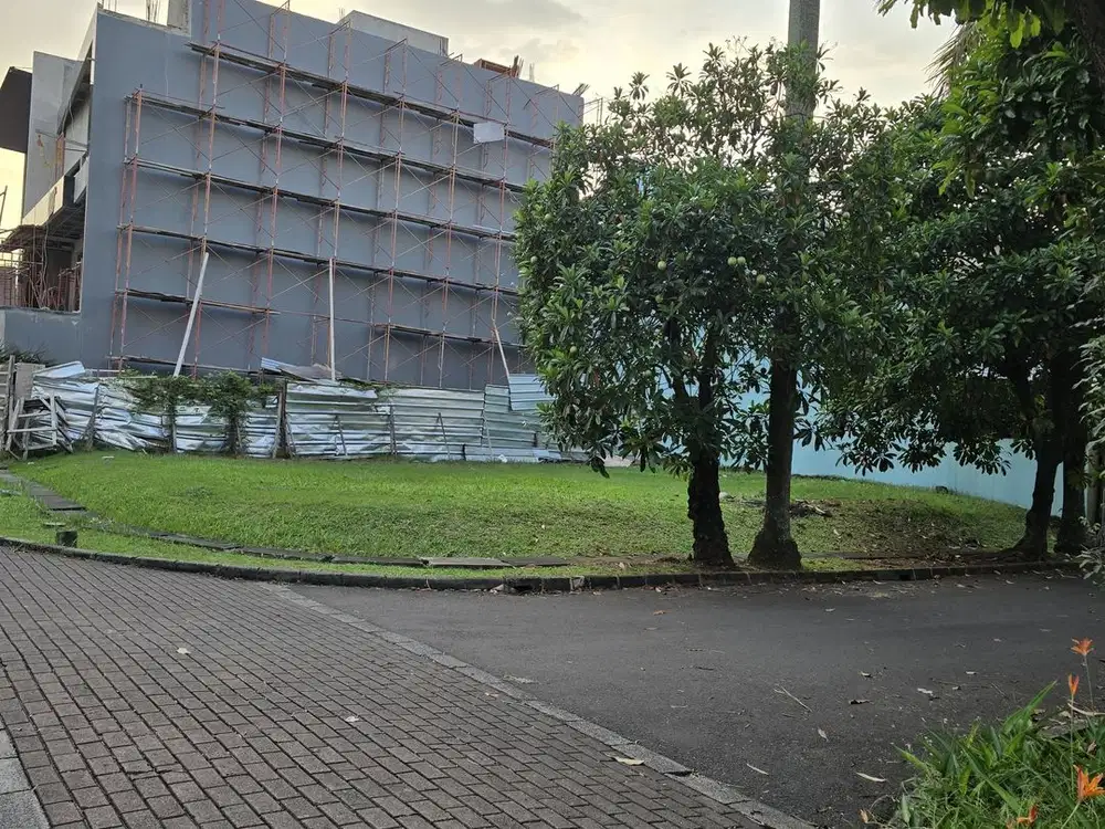 Kavling Huk Kotak di Boulevard Anggrek Loka 2.1 BSD City