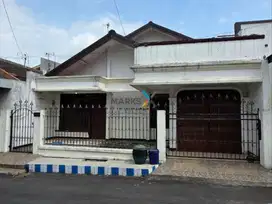 Rumah terawat siap huni di Tunjungtirto Singosari Malang