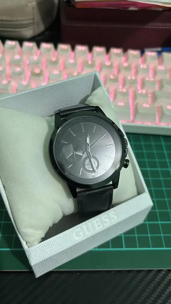Jam Guess GW0540G3 Bekas, Mulus like new.