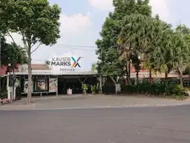 Tempat usaha strategis luas poros jalan ijen klojen malang