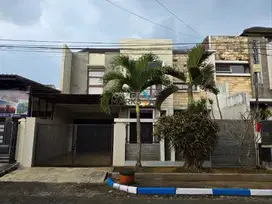 Rumah murah 4 kamar boulevard pbi araya malang