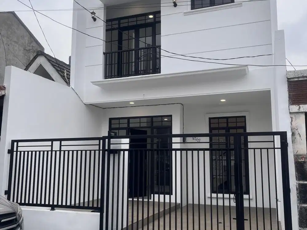 Jual Rumah baru brand new Kencana Loka BSD siap huni