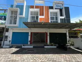 Dijual Ruko 2,5Lt Baru Modern Dekat Exit Tol di Tlogowaru Malang