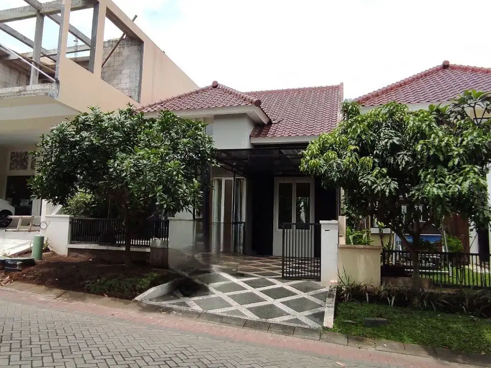 Rumah Terawat Bagus di Villa Puncak Tidar Malang