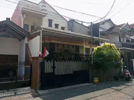 RUMAH 2 LANTAI TERAWAT SUPER STRATEGIS AREA SUHAT KOTA MALANG