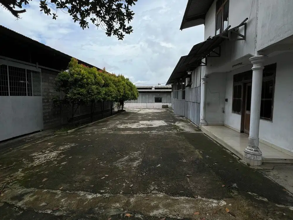 TANAH & BANGUNAN EX PABRIK PLASTIK CUKANGGALIH - CURUG TANGERANG