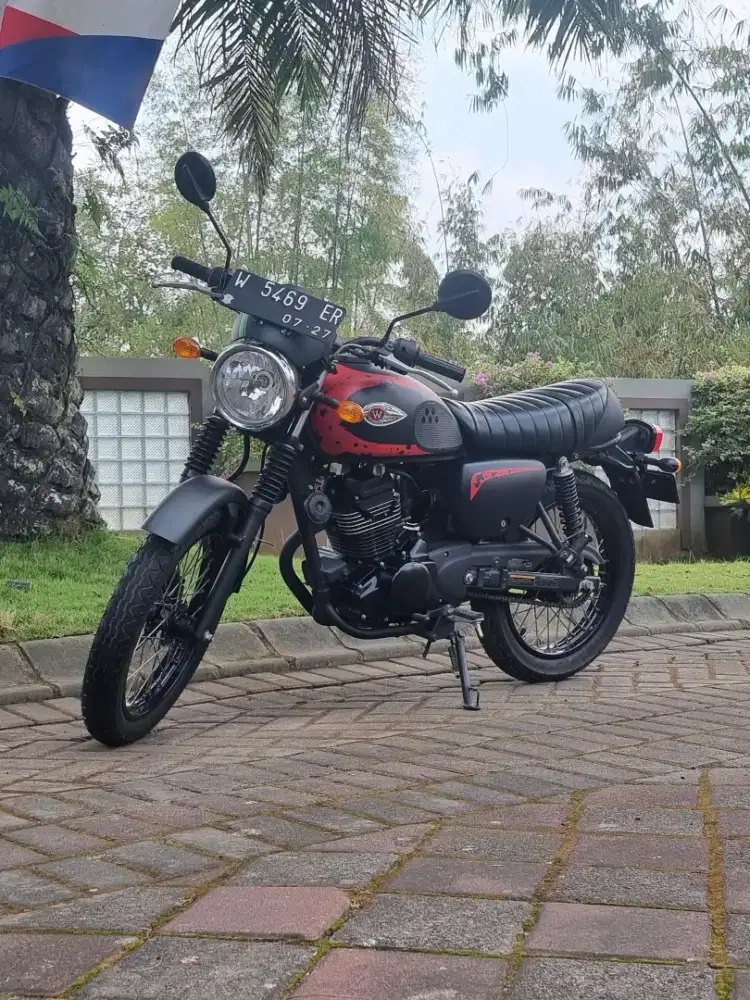Kawasaki W175 Cafe pmk 2022 Nopol W Gresik Odo 8o Perak Hitam