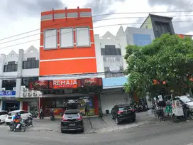 Ruko Klampis Jaya Strategis Cocok untuk Usaha Siap Pakai