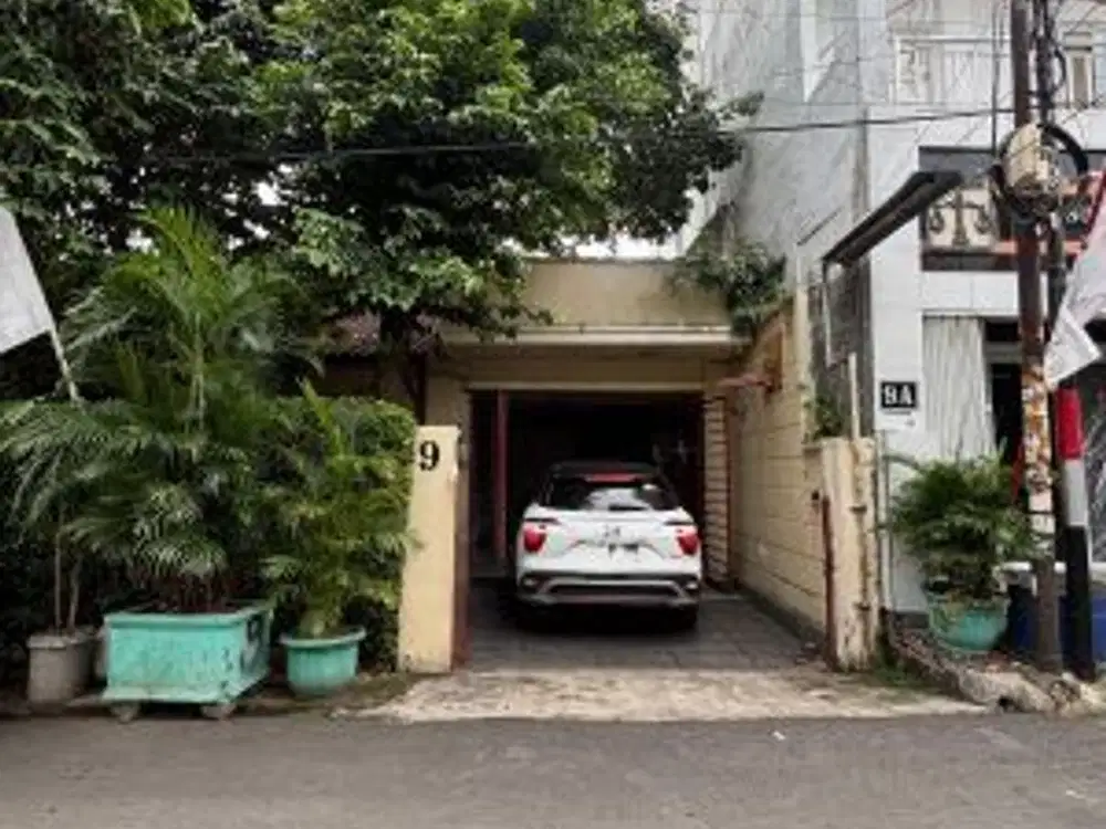 Dijual Rumah di Jalan Kayu Manis Luas tanah 274m², 2 Lantai,  Jakarta