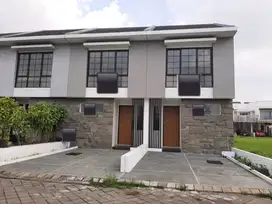 Murahh! Rumah 1M-an di Forest Mansion Wiyung Surabaya Barat