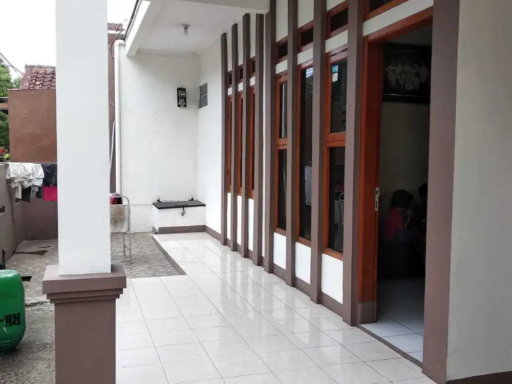 Jual Rumah Tenang dan Nyaman di Komplek Pasir Pogor Bandung, Strategis