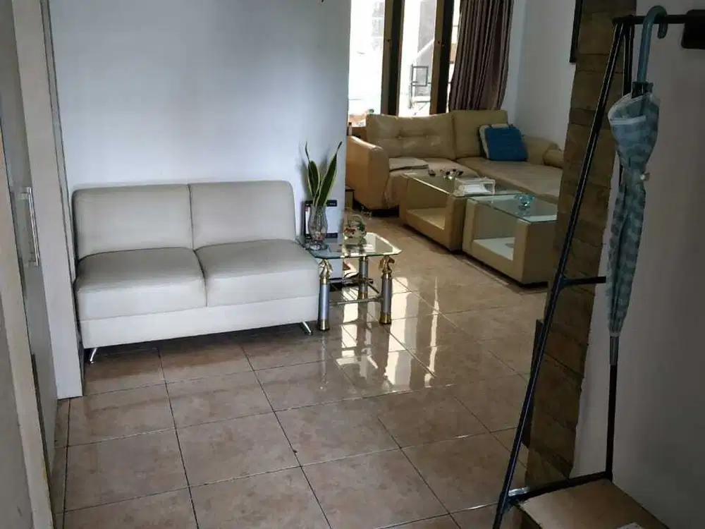 Dijual Rumah Nyaman  di Duta Regency Cimahi  Lokasi Strategis dan Asri