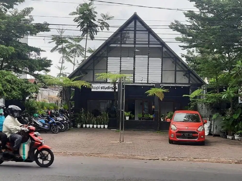 Ruang Usaha Estetik Cocok Untuk Cafe di Blimbing Malang Strategis