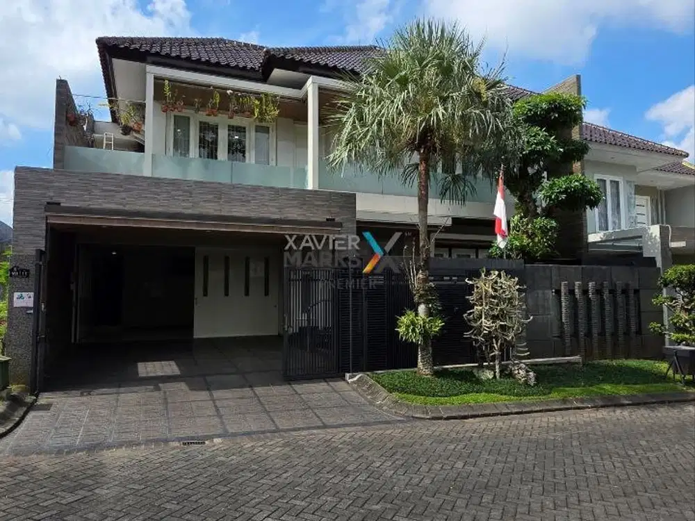 Rumah Premium Luxury Furnish ada Private Pool di Istana Dieng Malang