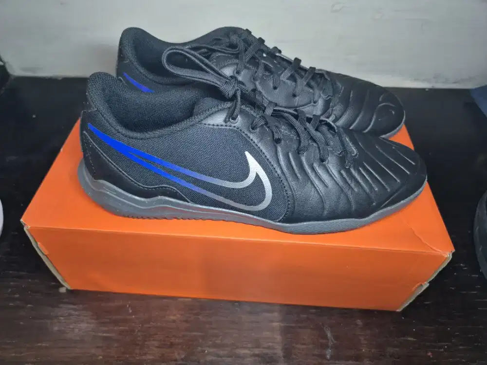 Nike tiempo legend