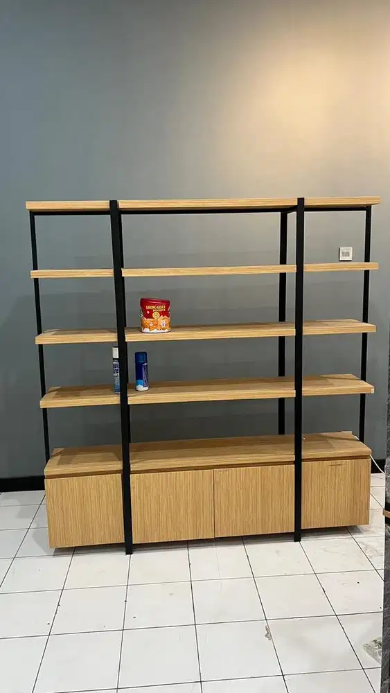 Dijual Cepat Rak Buku Bagus Minimalis