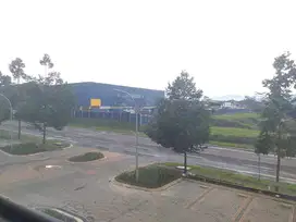 Ruko di Kota Baru Parahyangan, Strategis Depan IKEA