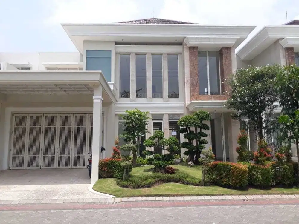 Rumah mewah Pakuwon City cluster Mossel Bay Grand Island