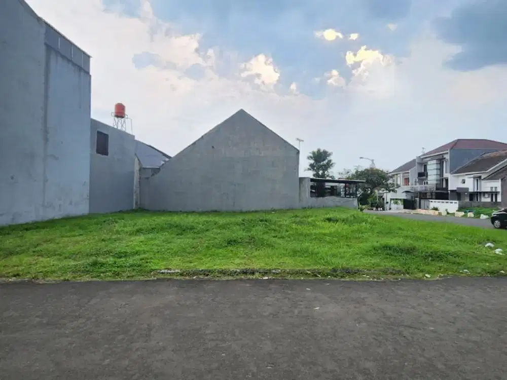 Dijual Tanah Lt 345m²  Hadap Utara-Timur! Nusaloka