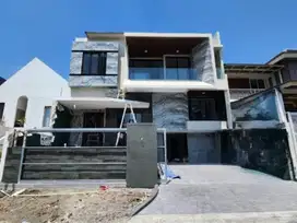 Dijual Rumah Citraland Dekat Graha Famili Pakuwon Indah