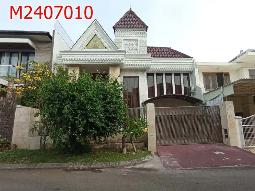 Dijual Rumah Pakuwon Indah dkt Graha Famili Citraland Dian Istana WBM