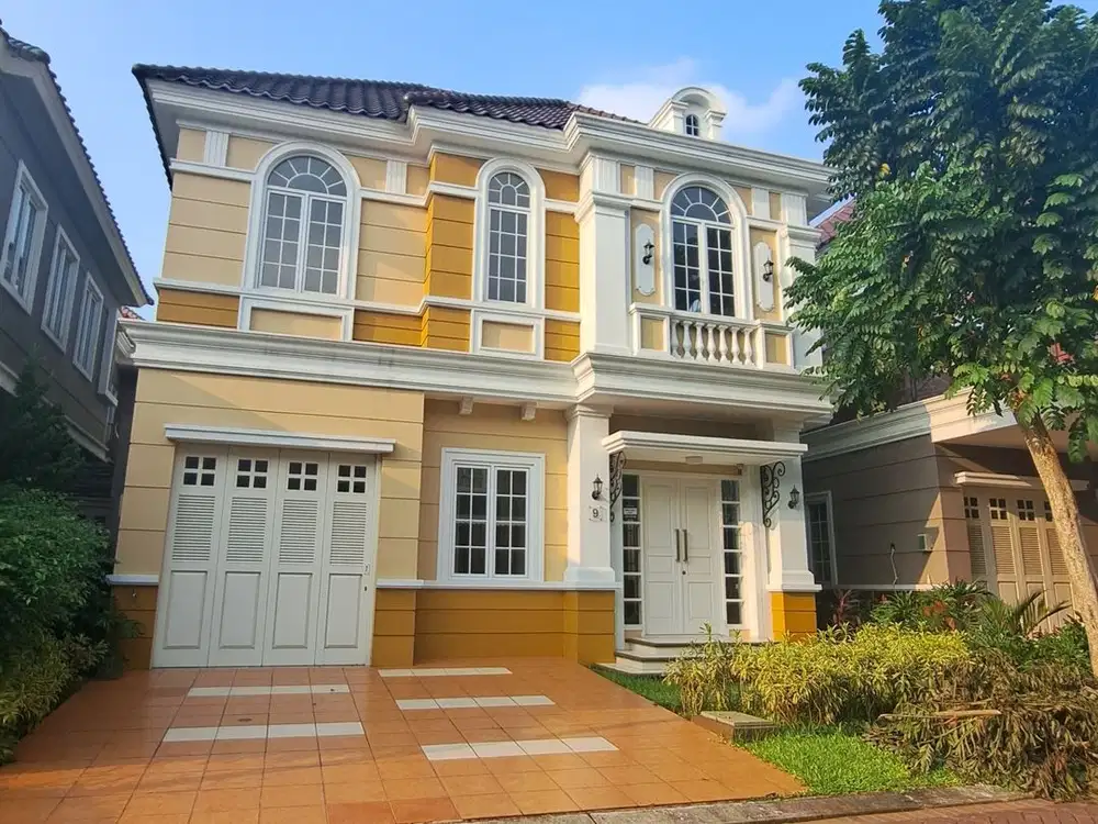 Rumah 2 lantai siap huni lebar 12 Meter Kamar Tidur 3 Gading Serpong