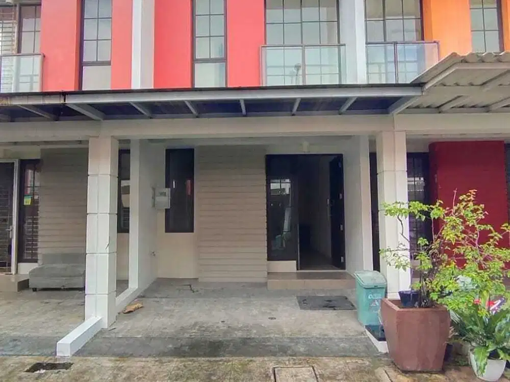 Rumah 2 lantai harga dibawah developer Green Village cipondoh