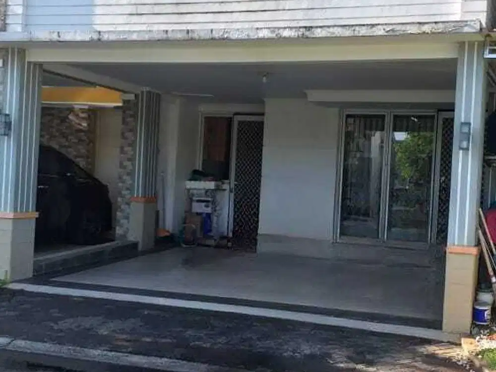 Rumah 2 lantai rapih siap huni full furnished bisa KPR Sevilla BSD